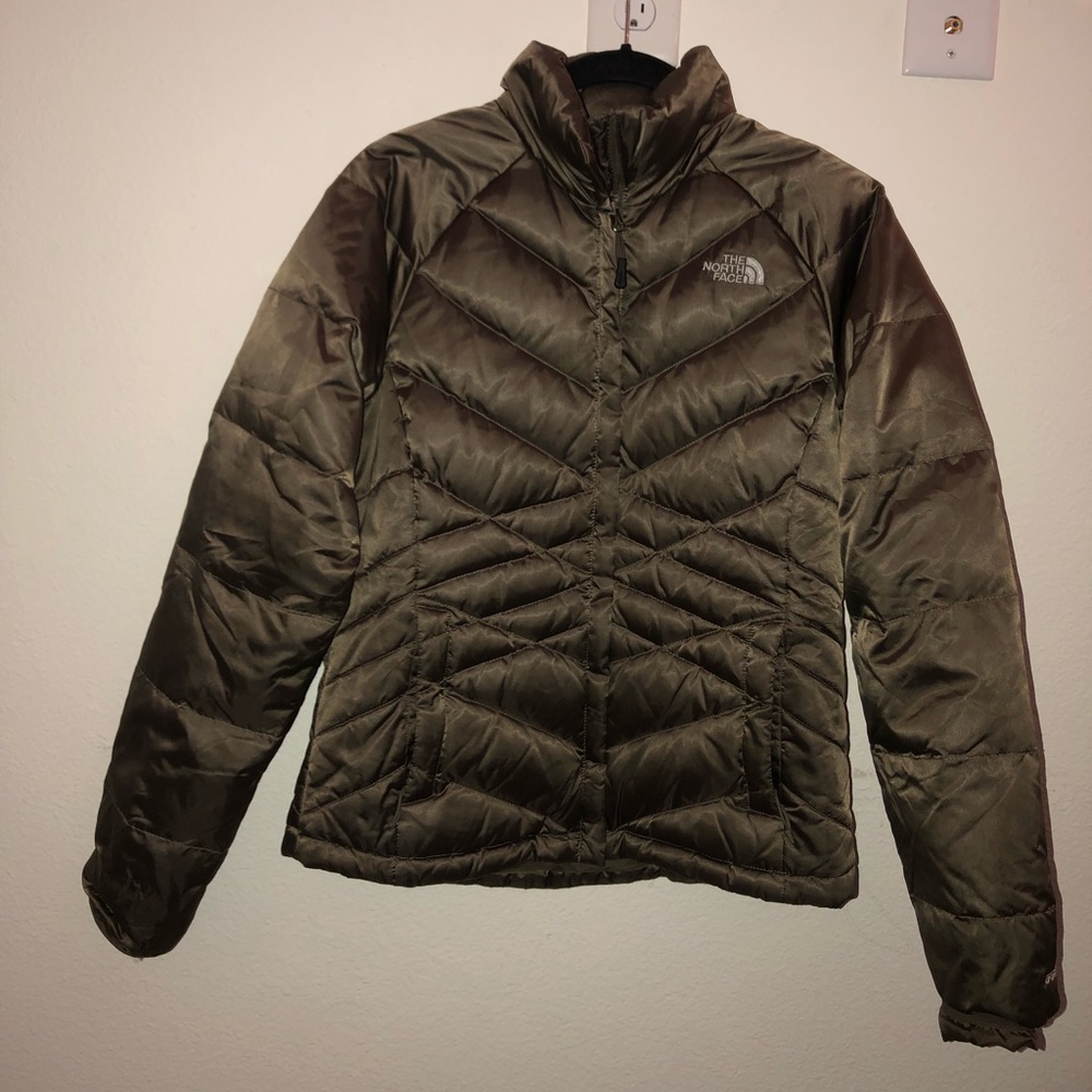 COPY - Women’s gold/brown puffer jacket
